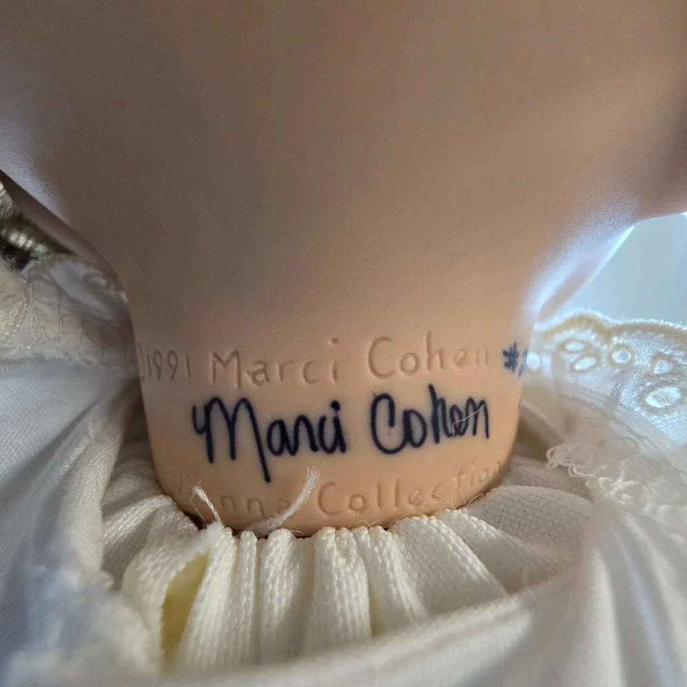 Lloyd Middleton Royal Vienna Collection Miranda Crying Porcelain Doll White Lace